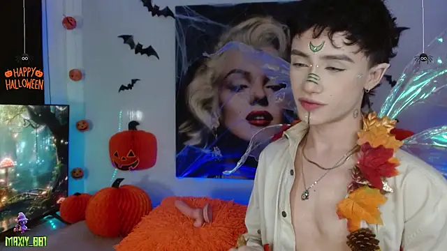 maxiy 001 online show from 10/03/25, 06:43