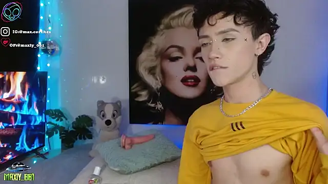 maxiy 001 online show from 02/04/26, 03:12