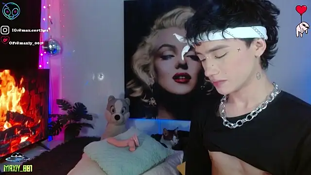 maxiy 001 online show from 03/31/26, 01:29