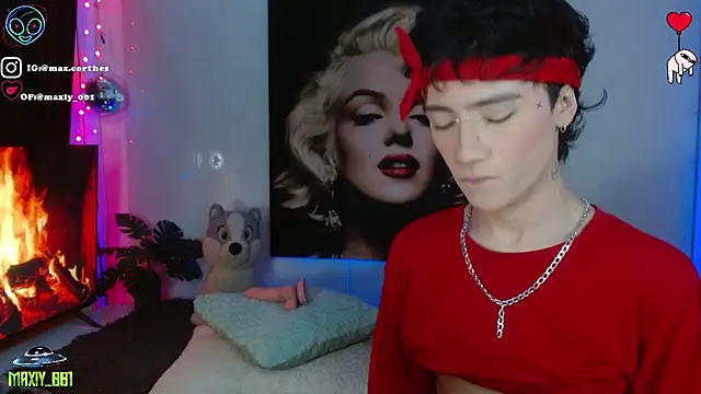 maxiy 001 online show from 04/19/26, 11:29