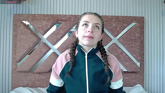  isaabellaa online show from 04/07/26, 12:27