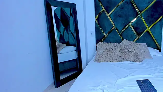 Criss Ariana online show from 03/03/25, 05:50