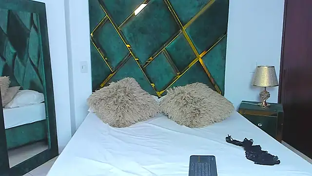 Criss Ariana online show from 03/22/25, 11:53