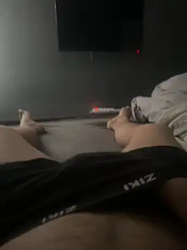 kleinerdixk online show from 02/11/25, 10:04