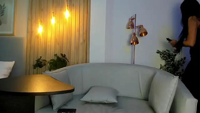 Snapshot of AriRobert_ chatting on 09/14/25, 04:44 AriRobert online show from 09/14/25, 04:44