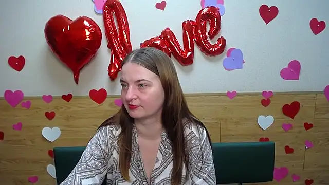 Snapshot of FreyaDak chatting on 02/08/25, 12:06 FreyaDak online show from 02/08/25, 12:06