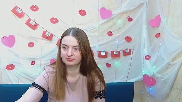 Snapshot of FreyaDak chatting on 02/17/25, 09:08 FreyaDak online show from 02/17/25, 09:08