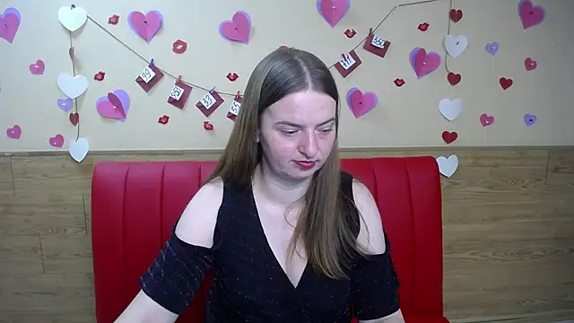 Snapshot of FreyaDak chatting on 03/07/25, 06:00 FreyaDak online show from 03/07/25, 06:00