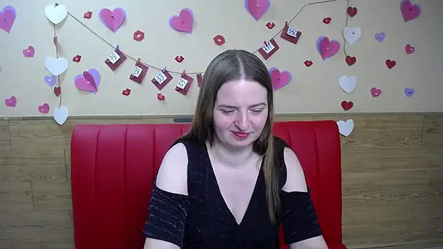 Snapshot of FreyaDak chatting on 03/08/25, 12:11 FreyaDak online show from 03/08/25, 12:11
