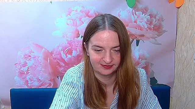 Snapshot of FreyaDak chatting on 09/18/25, 05:15 FreyaDak online show from 09/18/25, 05:15