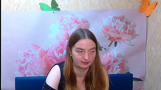Snapshot of FreyaDak chatting on 10/06/25, 05:10 FreyaDak online show from 10/06/25, 05:10