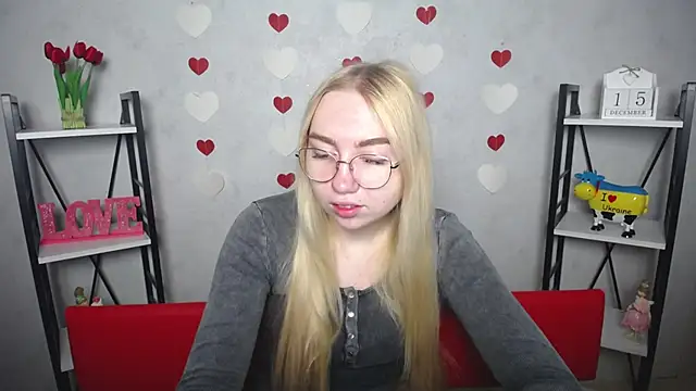 BeatriceFly online show from 12/16/24, 06:10