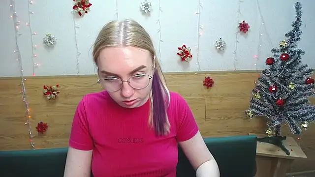 BeatriceFly online show from 01/20/25, 04:01