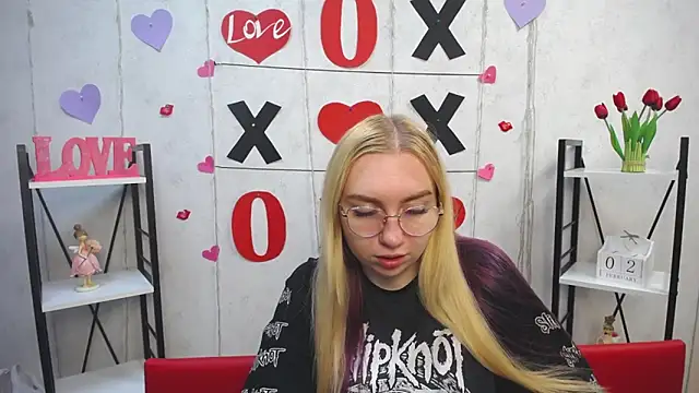 BeatriceFly online show from 02/02/25, 09:19