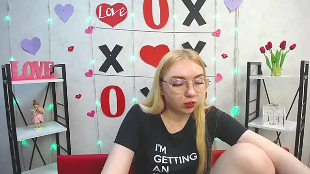 BeatriceFly online show from 03/15/25, 12:56