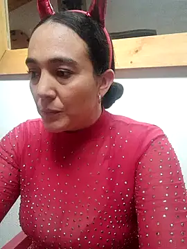 skayhot  online show from 10/21/25, 01:45