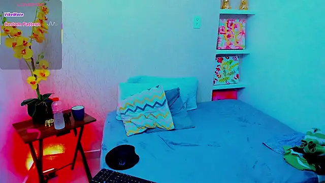 Snapshot of miichael_black chatting on 07/19/26, 10:02 miichael black online show from 07/19/26, 10:02
