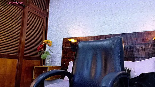 Celeste sanz online show from 11/30/25, 11:58