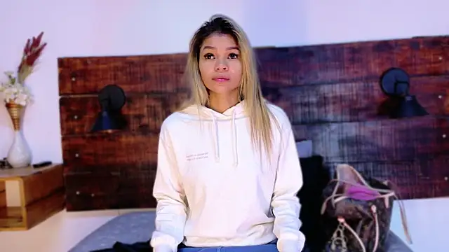 Celeste sanz online show from 03/04/26, 10:10