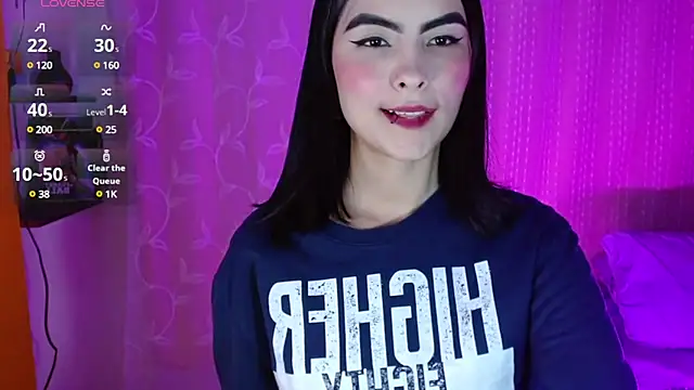 victoria-henaoo online show from 02/24/25, 02:30