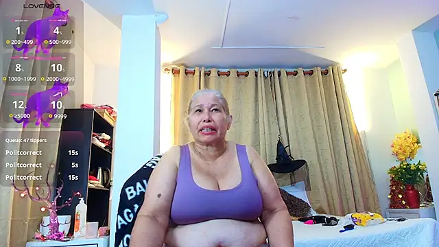 girl amada online show from 10/18/25, 09:32