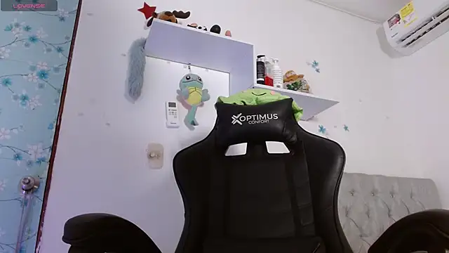 miss valery2 online show from 11/30/25, 05:11