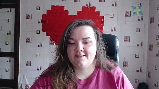 Snapshot of TasyaBigTTs chatting on 03/02/25, 06:05 TasyaBigTTs online show from 03/02/25, 06:05