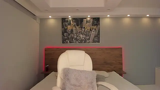 stefycherry online show from 02/11/25, 10:18