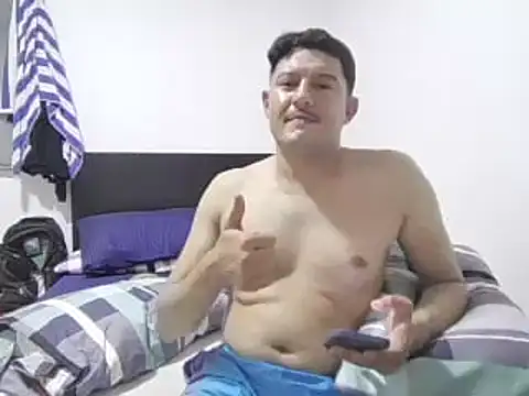 Snapshot of 2020dastan chatting on 12/15/24, 10:15 2020dastan online show from 12/15/24, 10:15