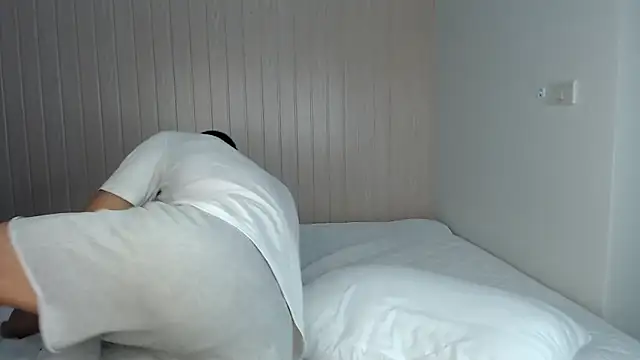 Snapshot of heilgarbest chatting on 11/07/25, 10:04 heilgarbest online show from 11/07/25, 10:04