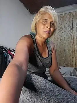 Goodgirlsue 77 online show from 04/13/26, 06:13