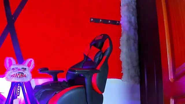 LilOwen  online show from 04/04/26, 08:06