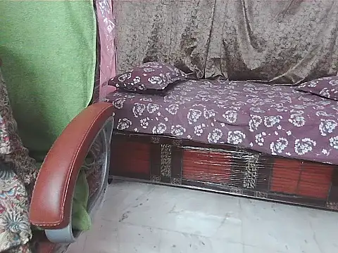 sunitha-3 online show from 09/18/25, 06:10