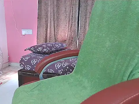 sunitha-3 online show from 10/16/25, 07:53