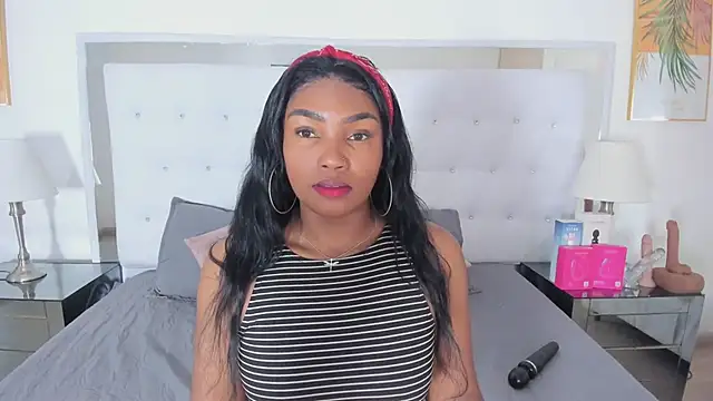 Isla Scott online show from 04/14/26, 11:27