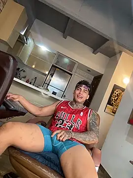 Dominiofit online show from 12/19/25, 10:06