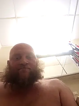 Snapshot of whitecock6949 chatting on 01/12/25, 11:58 whitecock6949 online show from 01/12/25, 11:58