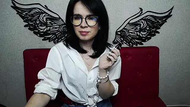 JasmineKouch online show from 02/09/25, 06:26