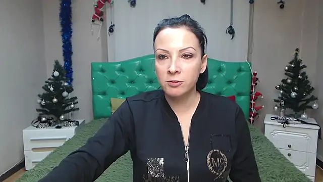 Snapshot of ElizabethSho chatting on 01/18/25, 09:34 ElizabethSho online show from 01/18/25, 09:34