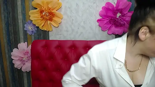 ElizabethSho online show from 04/01/26, 05:10