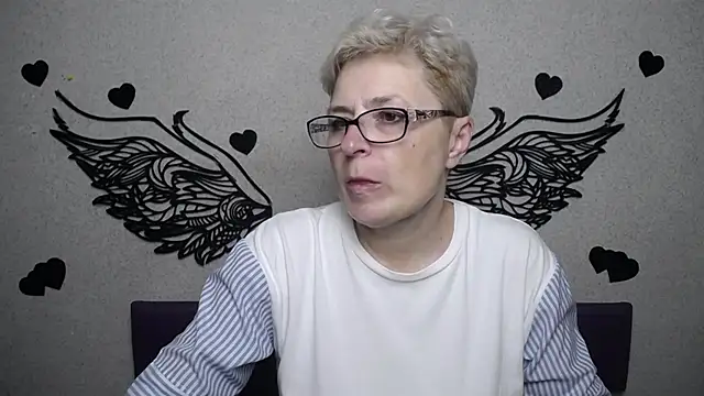 EmiliaGree online show from 11/23/25, 06:08