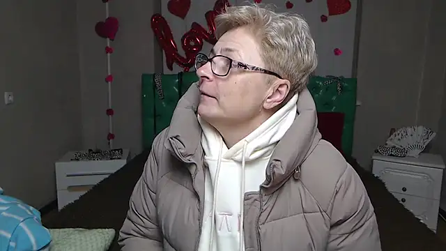 EmiliaGree online show from 02/06/26, 06:22