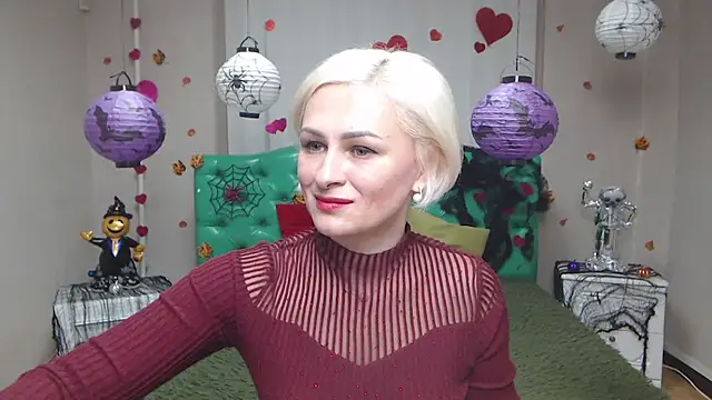 OliviaHorst online show from 10/20/25, 05:24