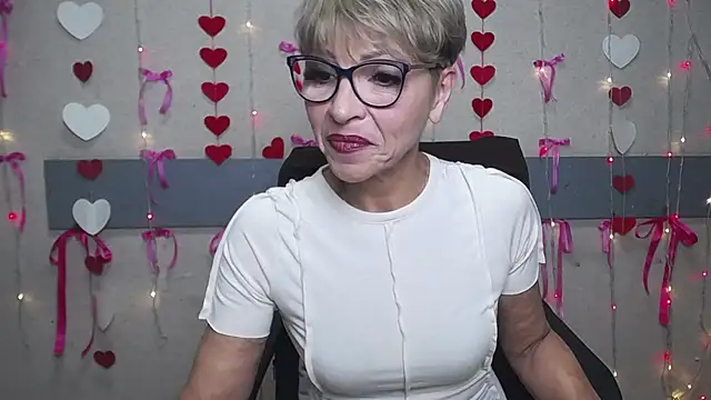 EllaBonito online show from 01/30/25, 06:35