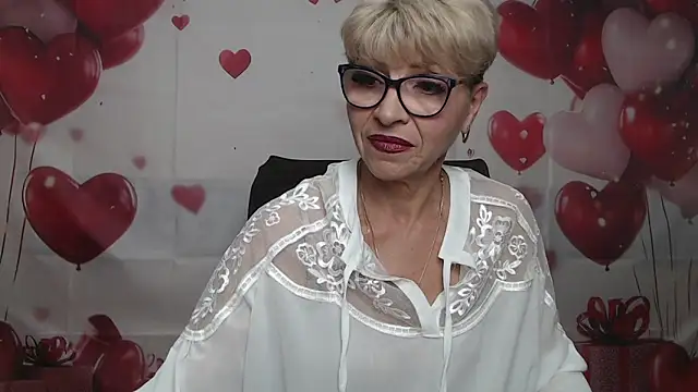 EllaBonito online show from 04/18/26, 05:55