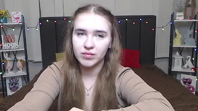 Snapshot of LauraHlot chatting on 01/27/25, 01:37 LauraHlot online show from 01/27/25, 01:37
