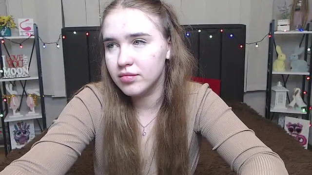 Snapshot of LauraHlot chatting on 01/27/25, 04:41 LauraHlot online show from 01/27/25, 04:41