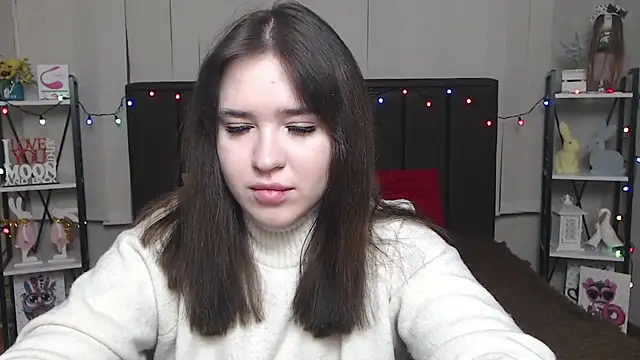 Snapshot of LauraHlot chatting on 01/31/25, 06:36 LauraHlot online show from 01/31/25, 06:36