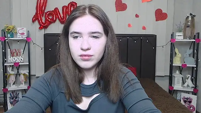 Snapshot of LauraHlot chatting on 02/22/25, 06:08 LauraHlot online show from 02/22/25, 06:08
