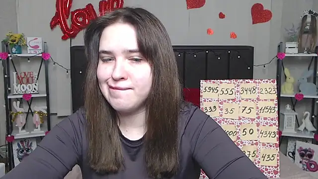 Snapshot of LauraHlot chatting on 03/02/25, 04:07 LauraHlot online show from 03/02/25, 04:07